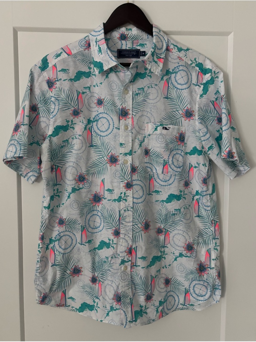Vineyard Vines Men’s Hawaiian Shirt, Size M